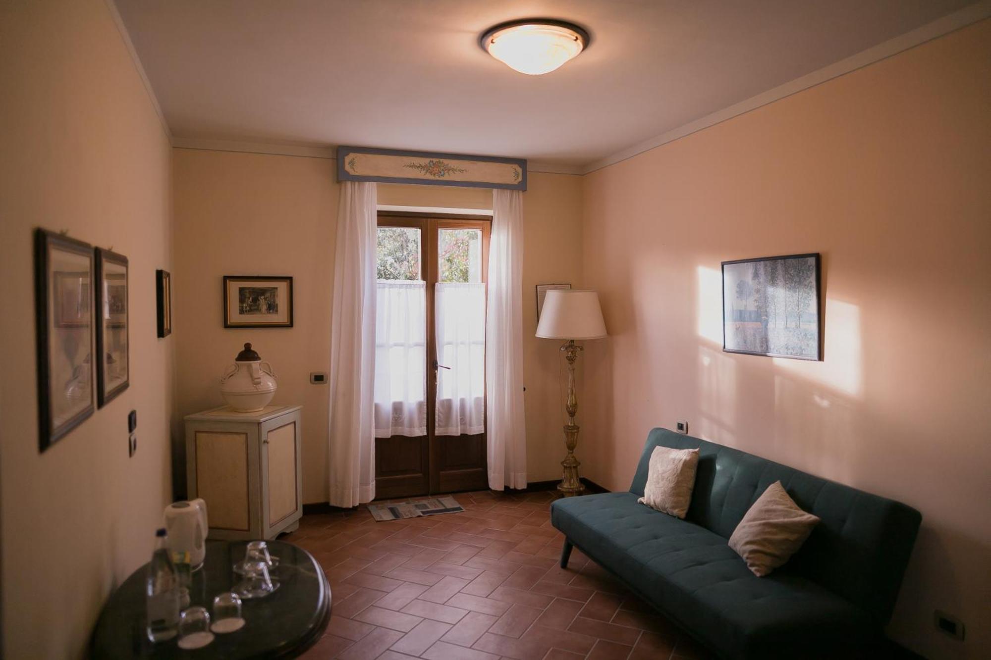 Borgo I Tre Baroni - Spa Suites & Resort Poppi Eksteriør billede