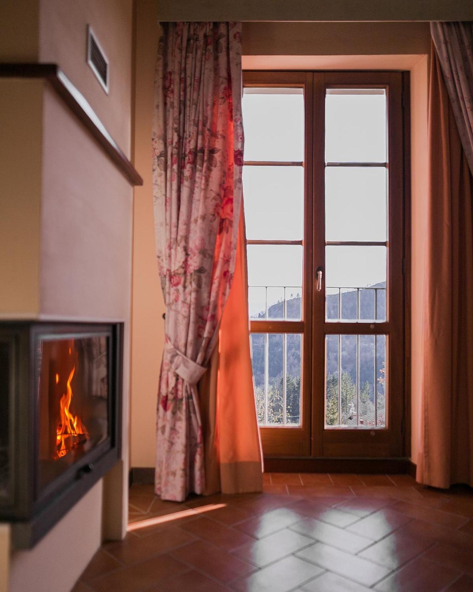 Borgo I Tre Baroni - Spa Suites & Resort Poppi Eksteriør billede